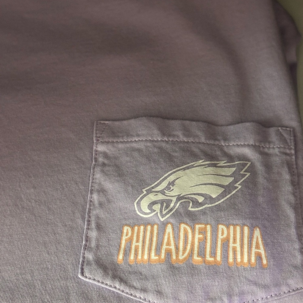 Philadelphia Eagles Purple T-Shirt size L‎ women’s EUC lavender - Picture 5 of 6